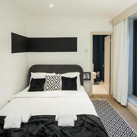 Апартаменти Superb Retreat Central Next Tube Лондон Екстер'єр фото